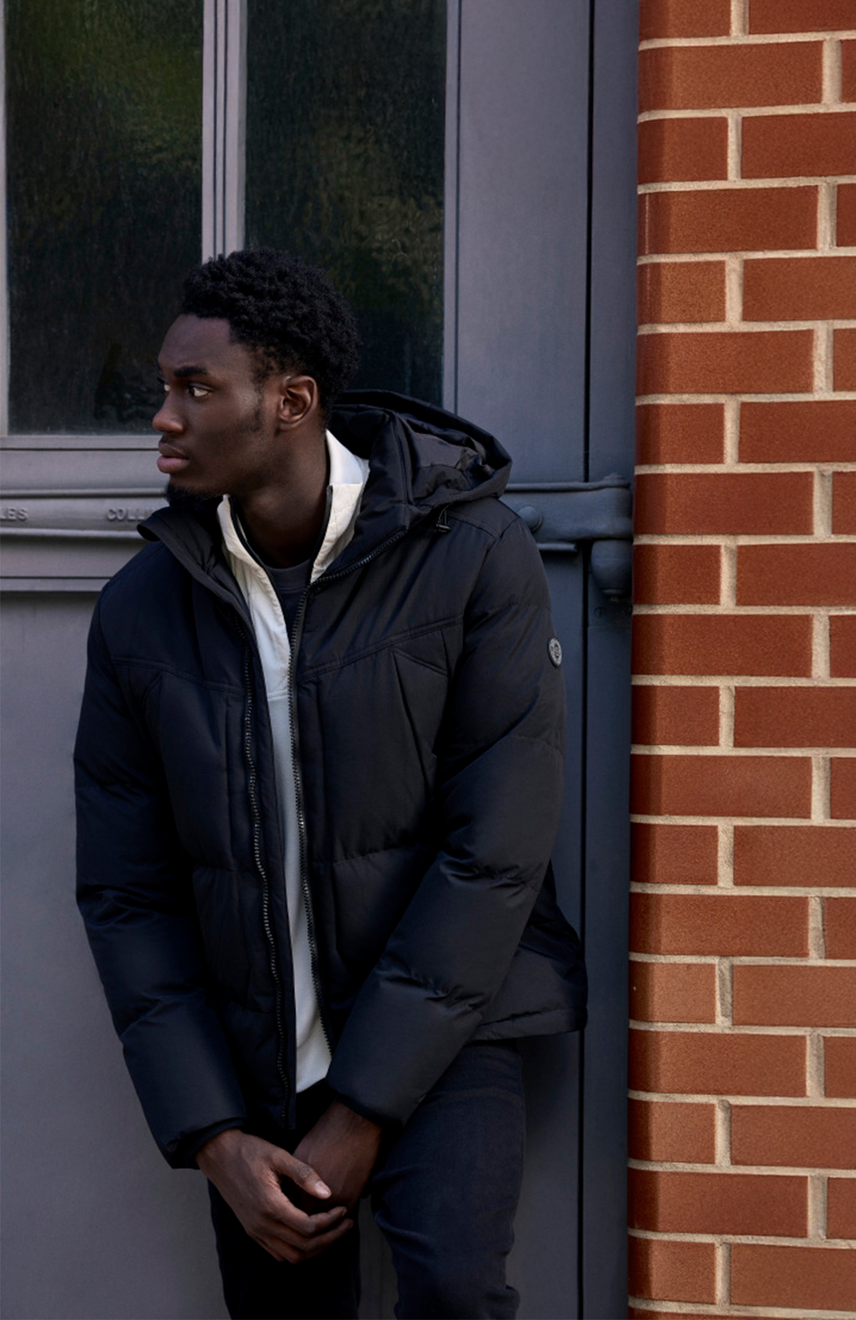 Back & Bond mağazalarında 250 Hediye Paracık'ını 3.000 TL ve üzeri alışverişlerinde 500 TL, 5.000 TL ve üzerinde 750 TL, 7.500 TL ve üzerinde 1.250 TL değerinde kullanabilirsin.1.250 TL değerinde -3