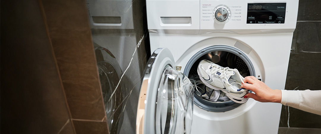 Spor Ayakkabı Hangi Programda Yıkanır? 