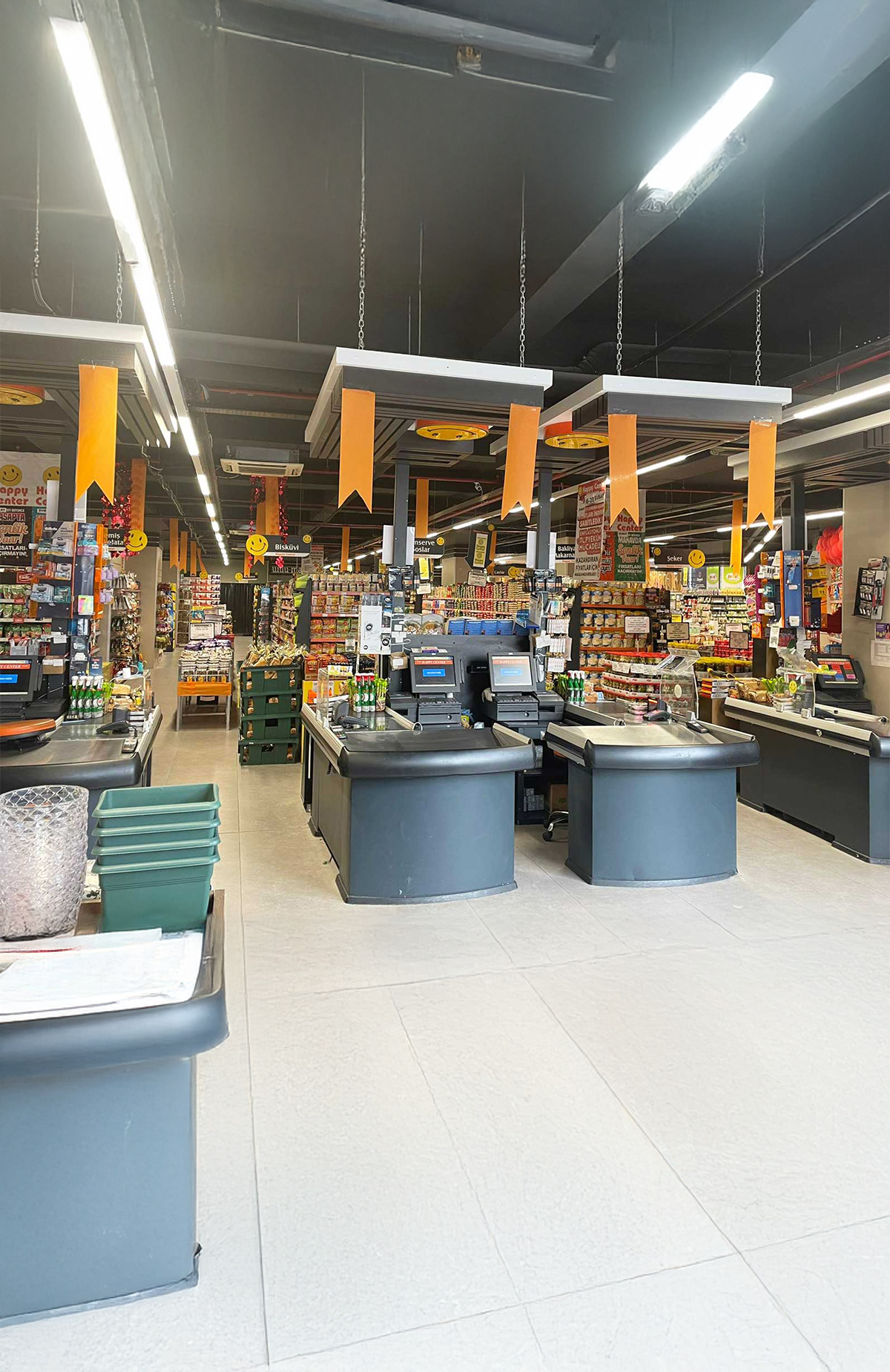 Happy Center marketlerinde 500 ve üzeri alışverişlerinde 25 Paracık, 1.000 TL ve üzeri alışverişlerinde 50 Paracık kazan.50 Paracık kazan -1