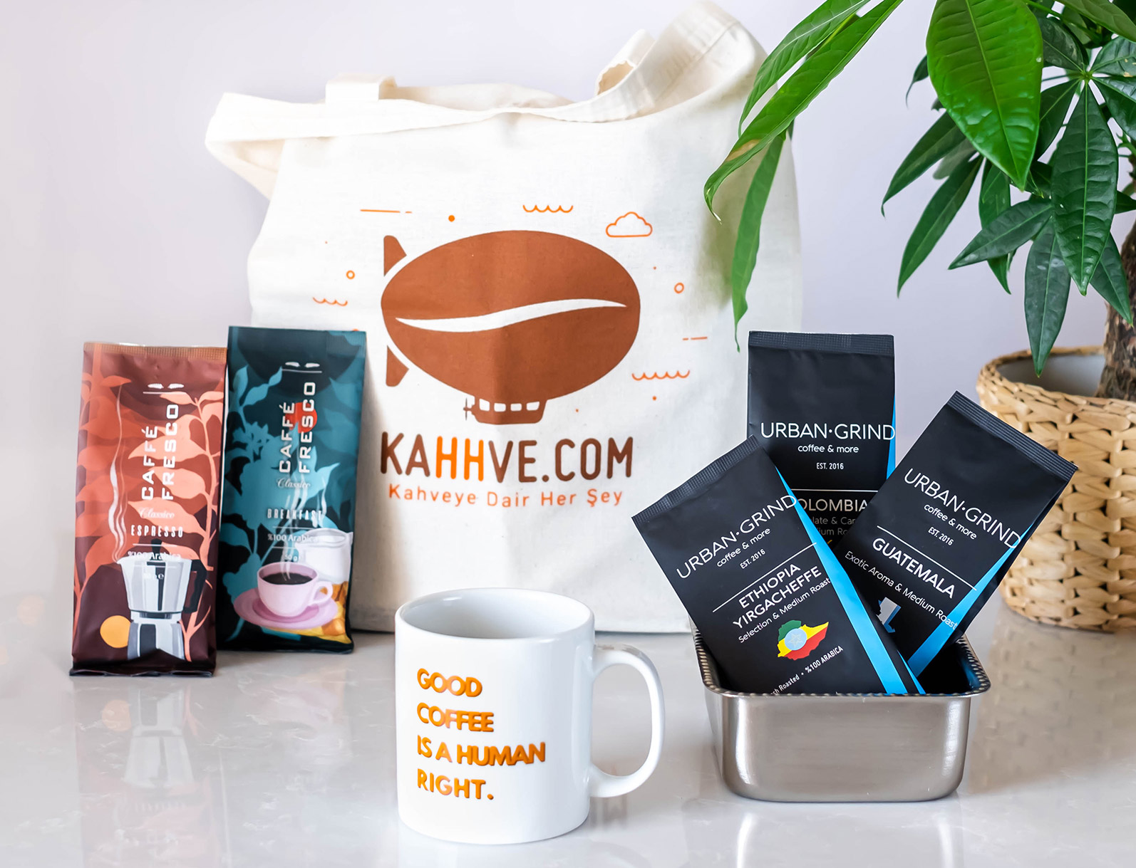 Kahhve.com'da 200 TL ve üzeri tüm kahve siparişlerinde 10 Paracık'a kadar Paracıkların, 50 TL'ye varan değerde.50 TL değerinde  -1