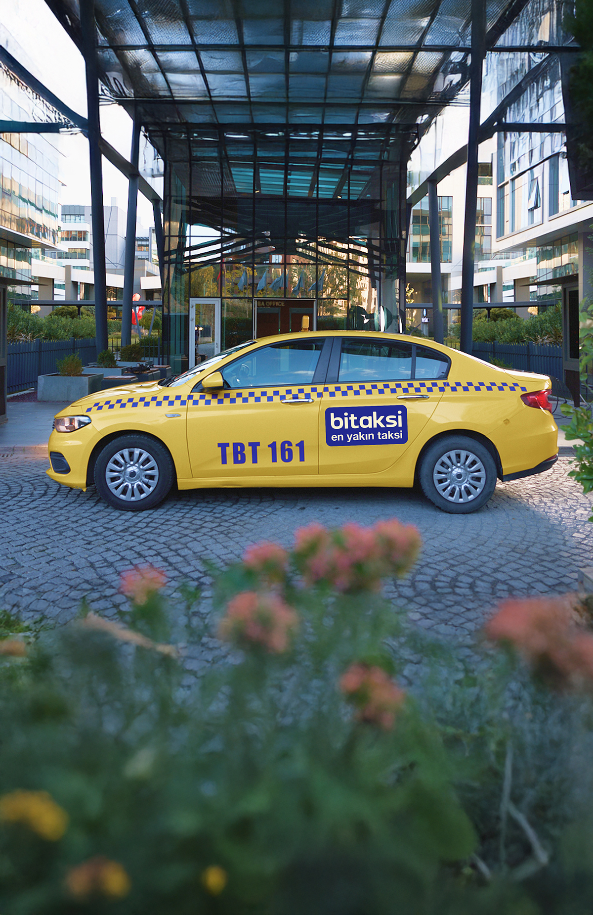 Hopi'nle bitaksi hesabını bağla, 2. yolculukta 50 Paracık, 3. yolculukta 100 Paracık, toplam 150 Paracık kazan. Üstelik yolculuklarını Paracıklarınla ödeyebilirsin!150 Paracık kazan -2